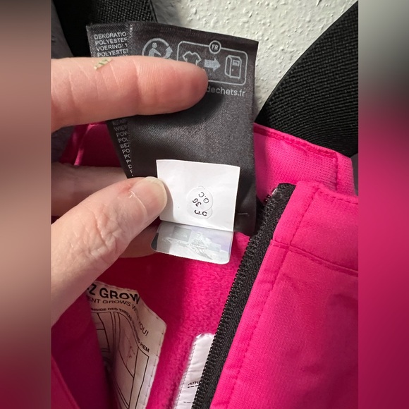 New The North Face Kids' Freedom Insulated Bib in MR Pink Size 2 - Picture 7 of 9